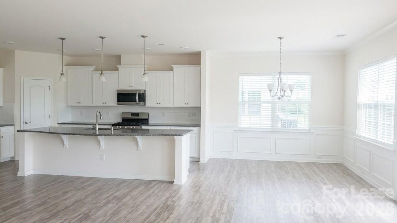 12449 Belmont Mansion Dr - Photo 4 of 7