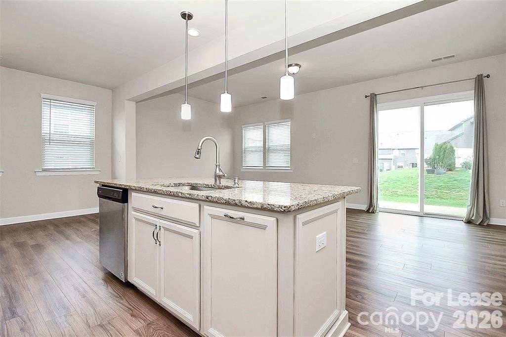 9328 Glenburn Ln - Photo 7 of 27
