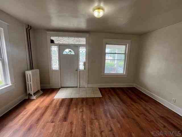 509 Graham Ave - Photo 4 of 18