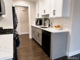 featured image of 31 Carriage Dr #31