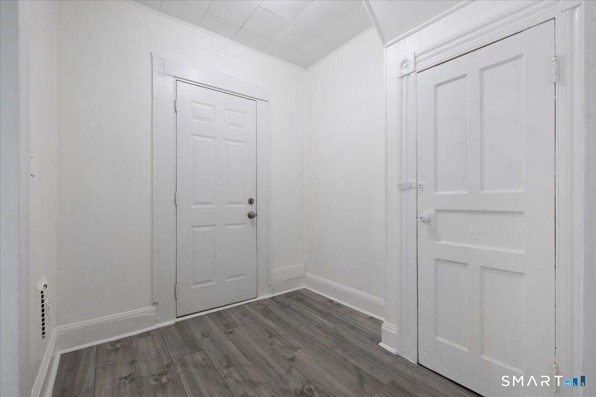 5254 Hanover St #1 - Photo 3 of 19