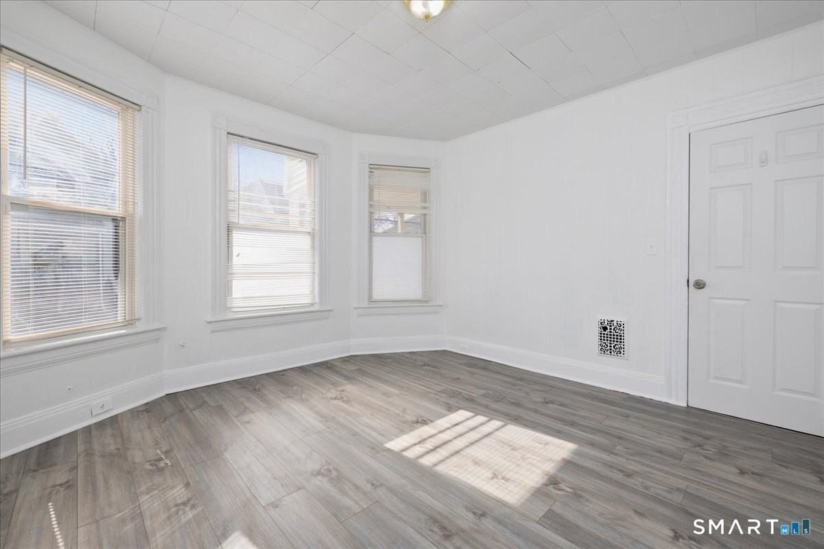 5254 Hanover St #1 - Photo 6 of 19