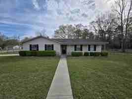 featured image of 2501 Creekwood Dr