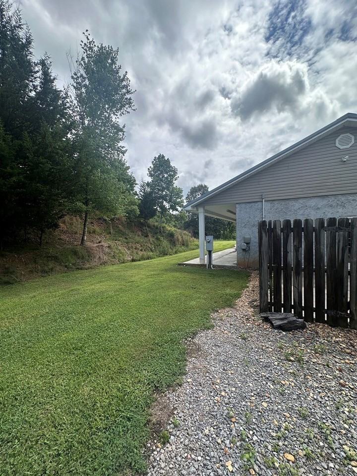 1932 Mill Creek Rd #A - Photo 5 of 31