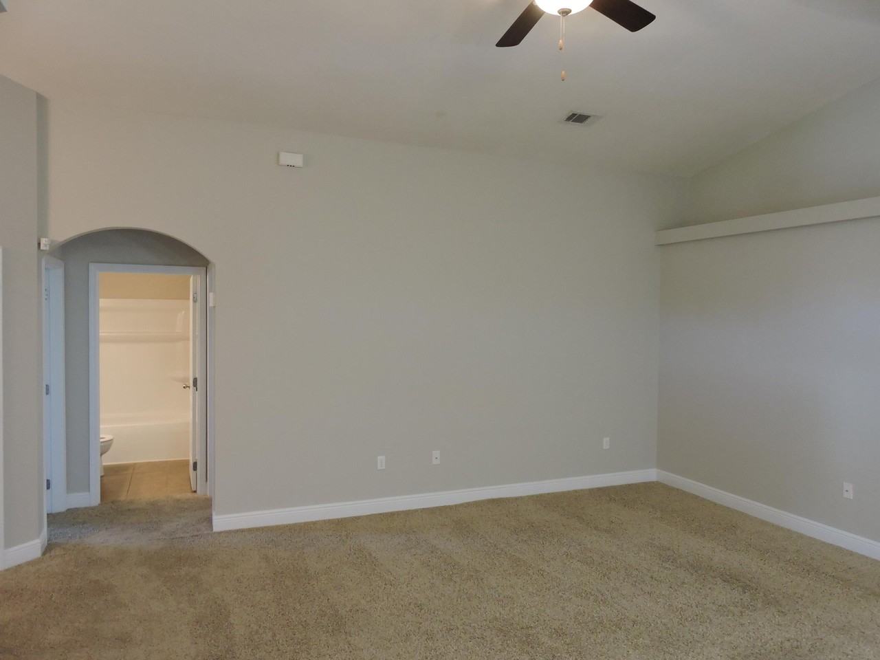 4642 Hermosa Rd - Photo 3 of 28