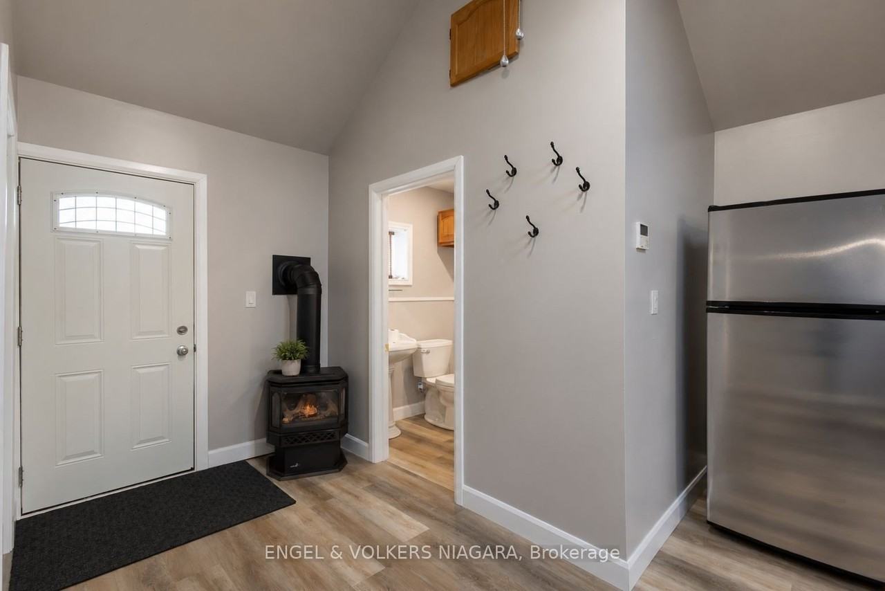 3786 St James Ave - Photo 2 of 8