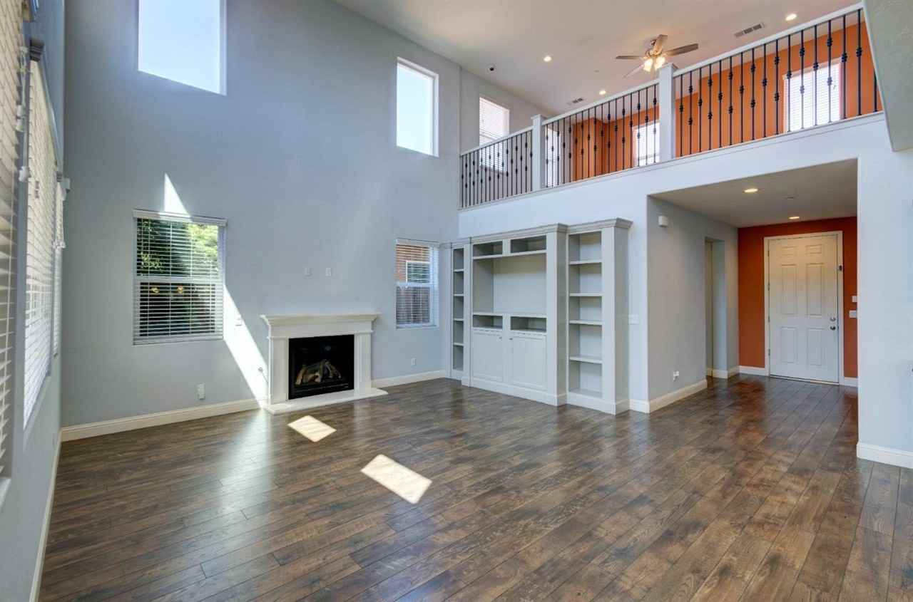 1148 Cordova Ave - Photo 5 of 25