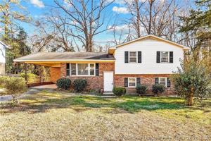 featured image of 1089 Essex Pl