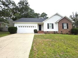 featured image of 910 Foxhunt Ln