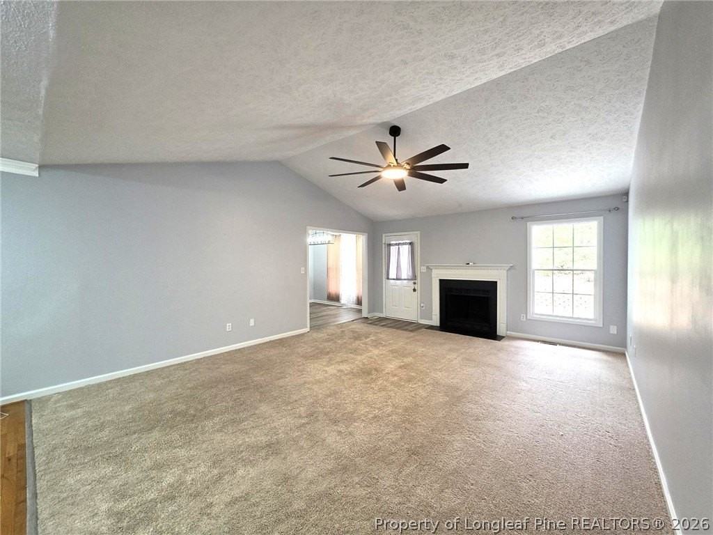 910 Foxhunt Ln - Photo 7 of 37