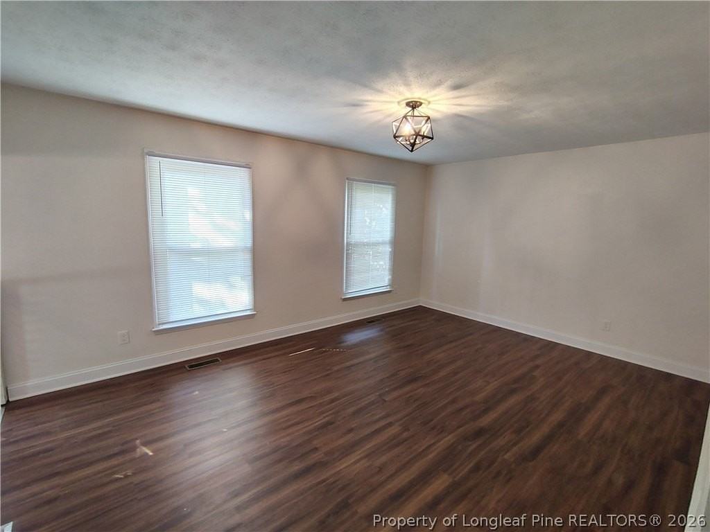 515 Farmview Dr - Photo 2 of 14