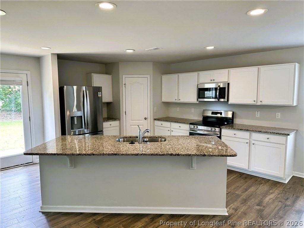 240 Melbourne Dr - Photo 5 of 21