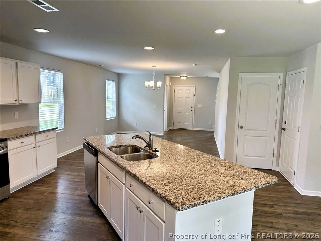 240 Melbourne Dr - Photo 6 of 21