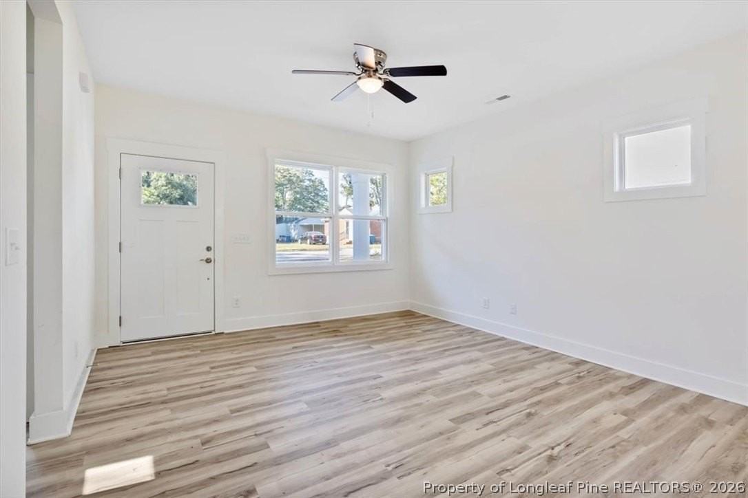 601 E Bay St - Photo 6 of 23