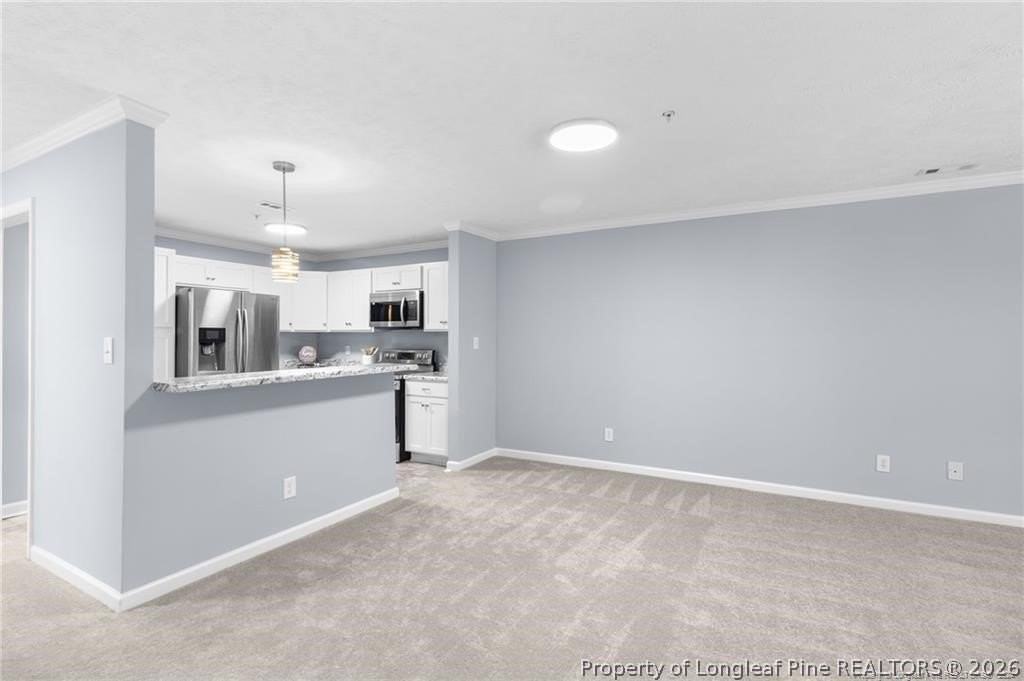 3340 Harbour Pointe Pl #7 - Photo 7 of 24