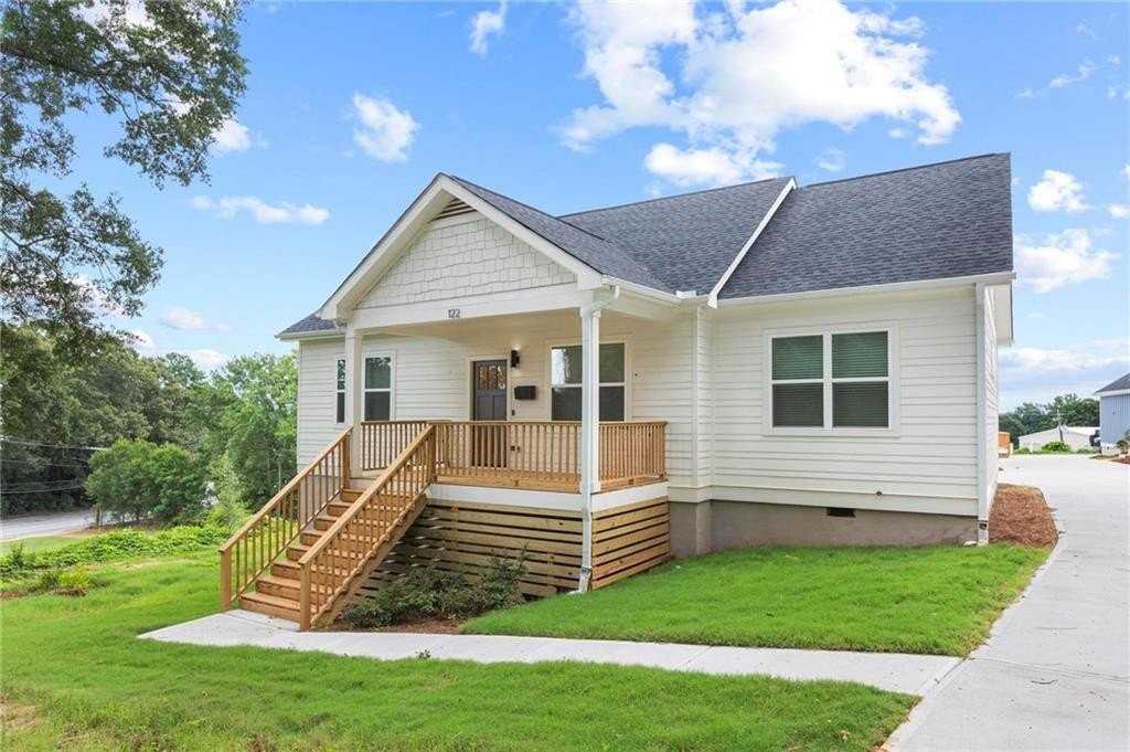 122 Hilltop Dr Sw