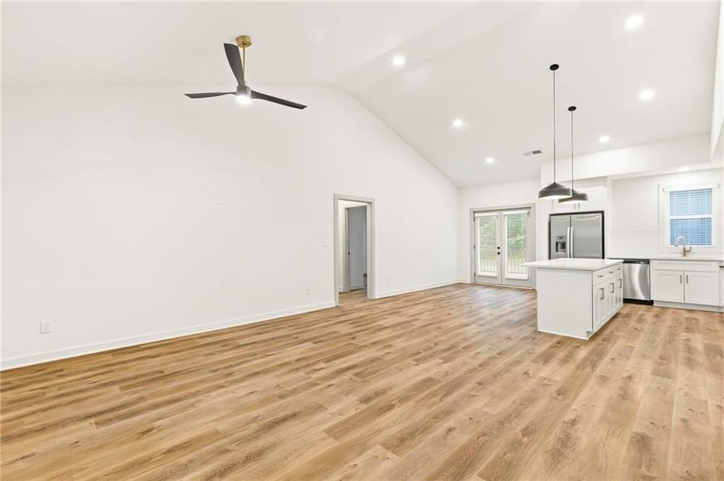129 Hilltop Dr Sw - Photo 3 of 25