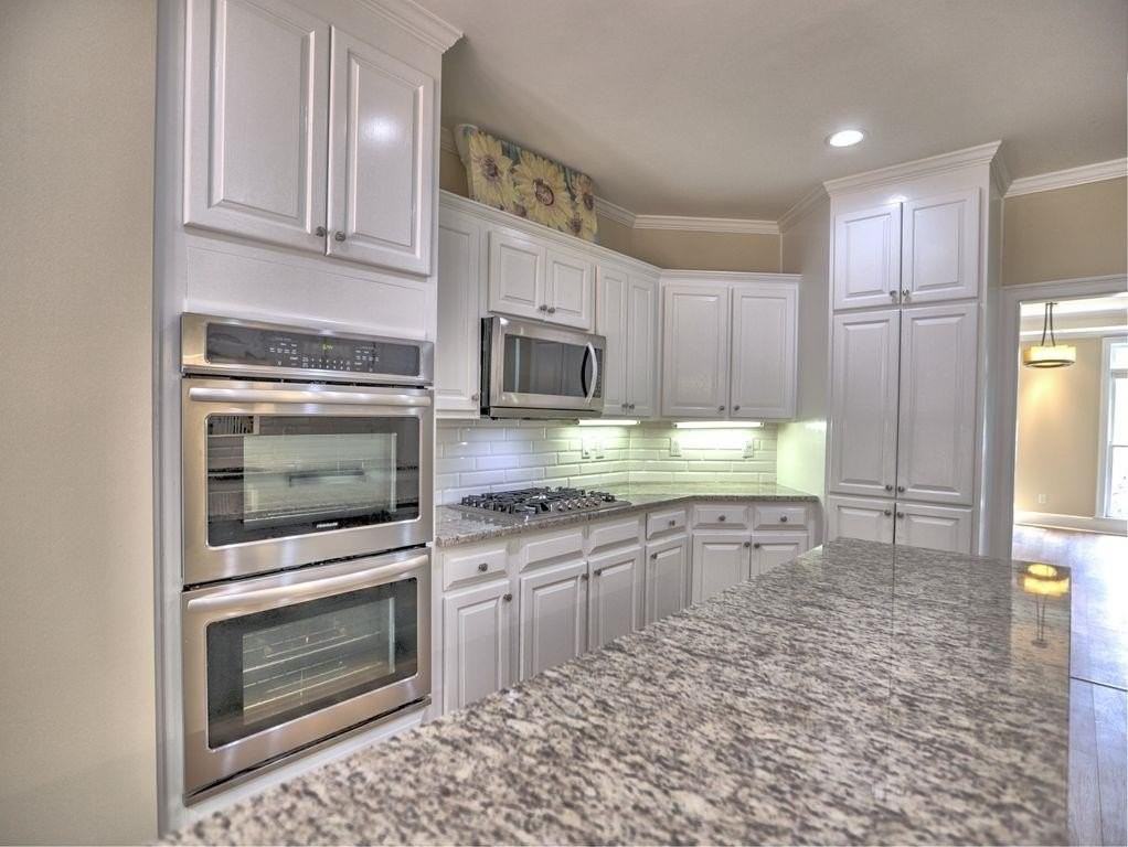 3237 Waldwick Way Se - Photo 5 of 37