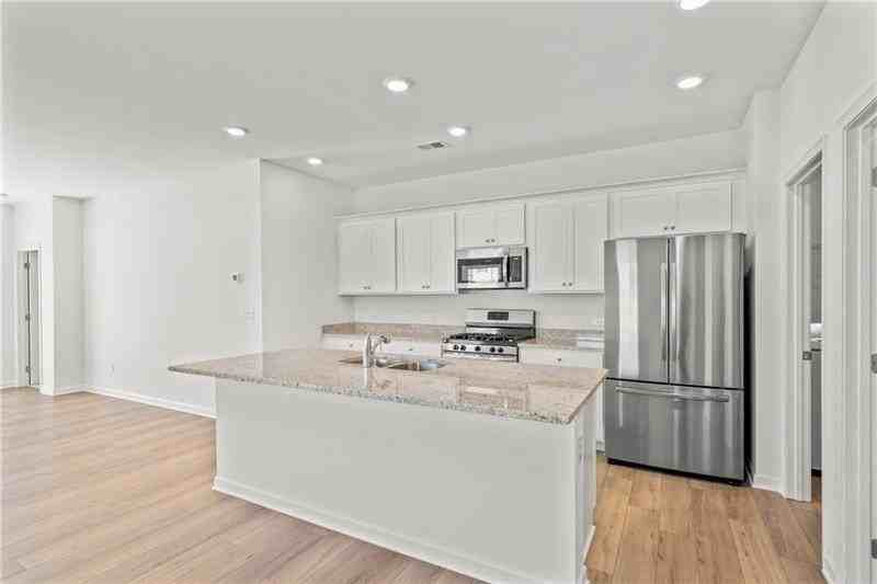 1588 Haypatch Ln - Photo 4 of 36