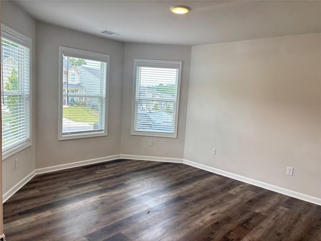 404 Fox Creek Dr - Photo 4 of 23