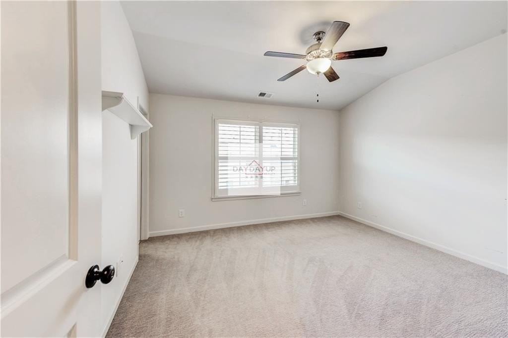 16 Lochurst Ln - Photo 7 of 24