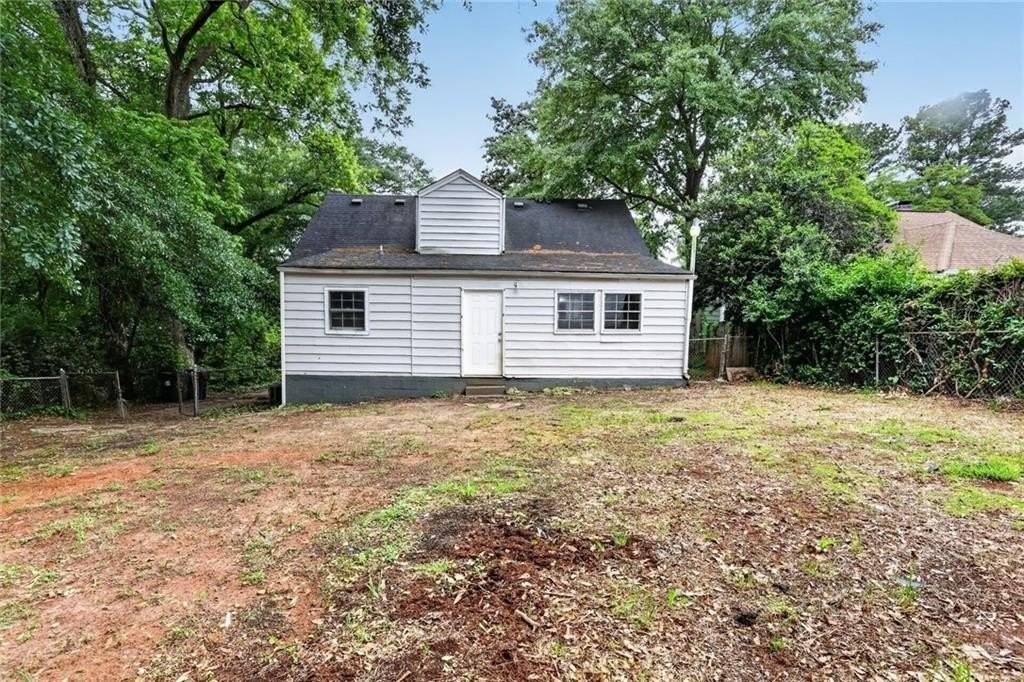 2728 Winburn Ter - Photo 2 of 16