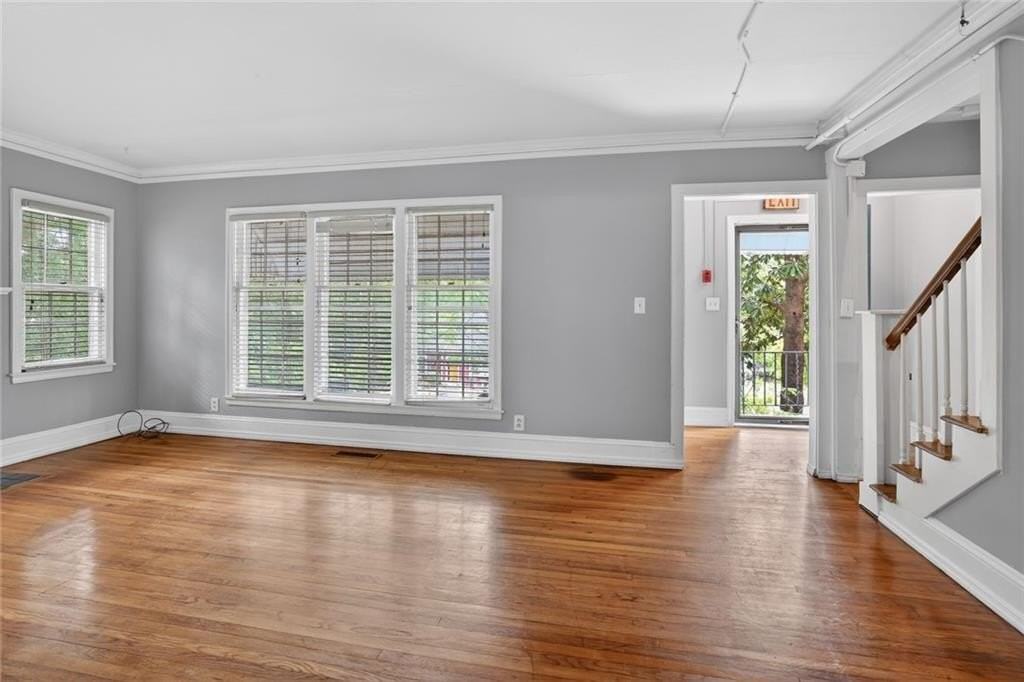 2728 Winburn Ter - Photo 3 of 16