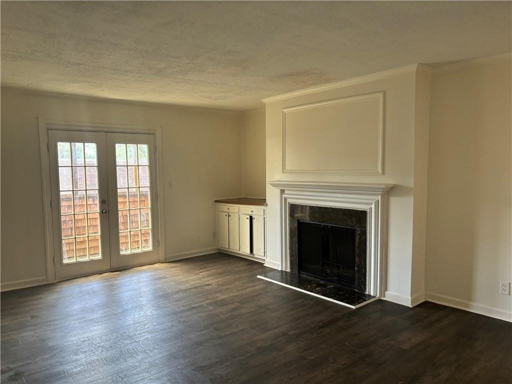146 Rue Fontaine - Photo 2 of 36