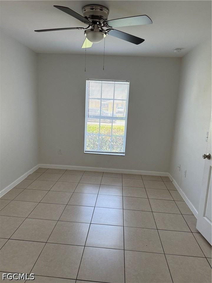 1248 Se 8th St - Photo 5 of 14