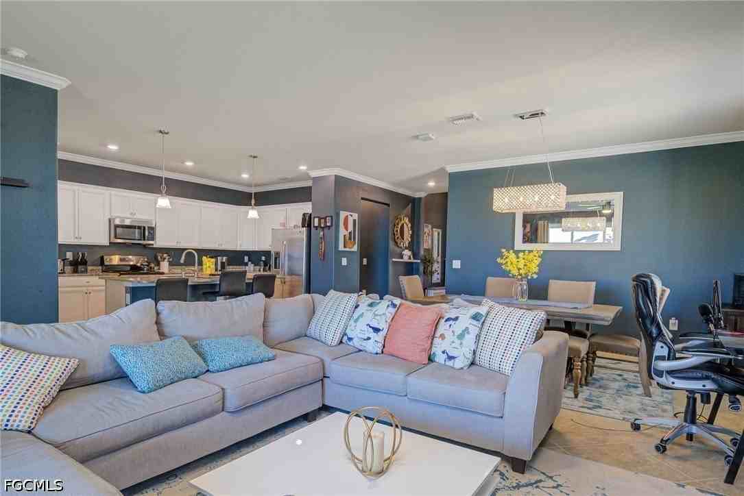 3652 E Hampton Cir - Photo 6 of 22
