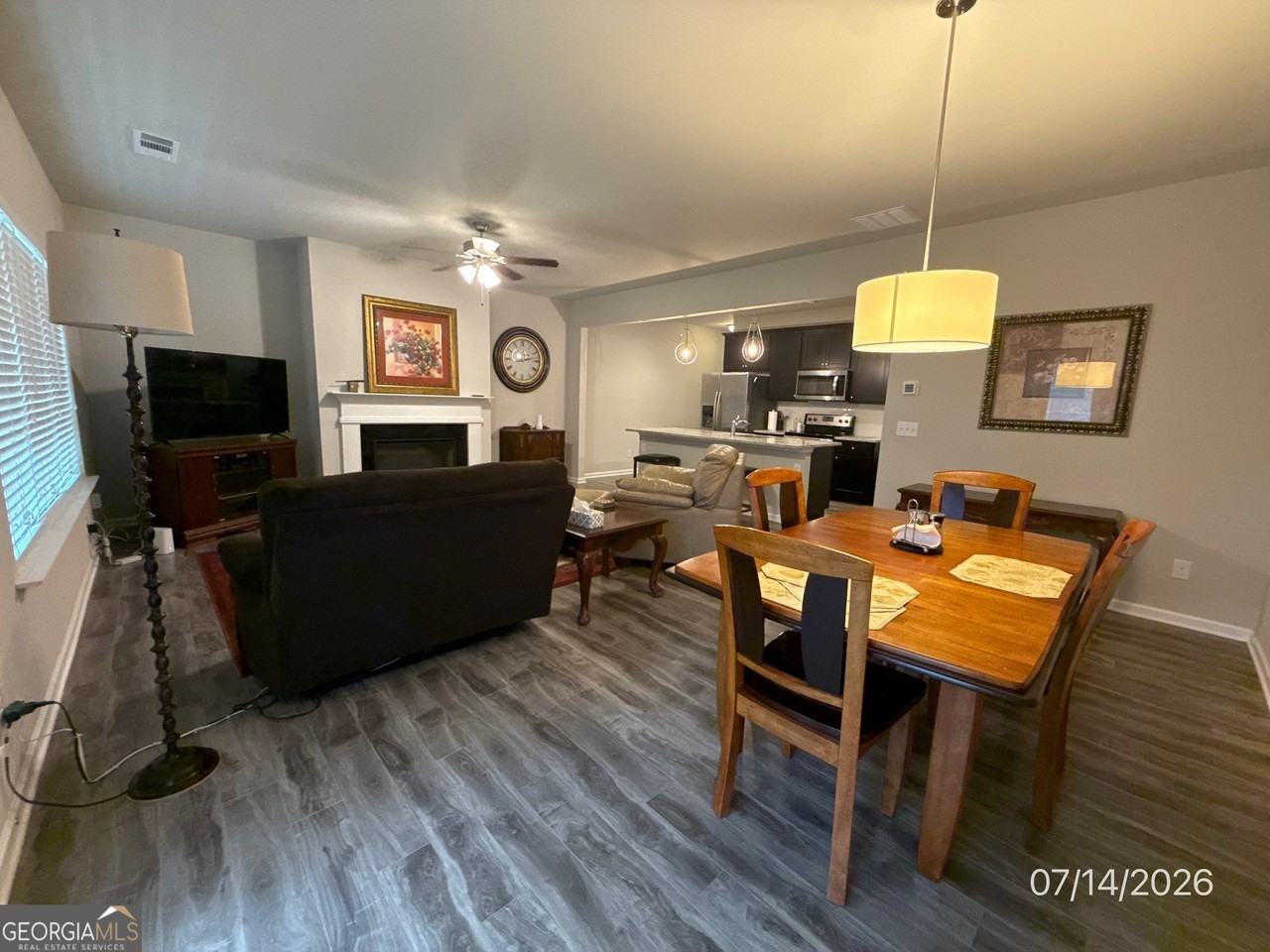 428 Mulberry Row Se - Photo 5 of 18