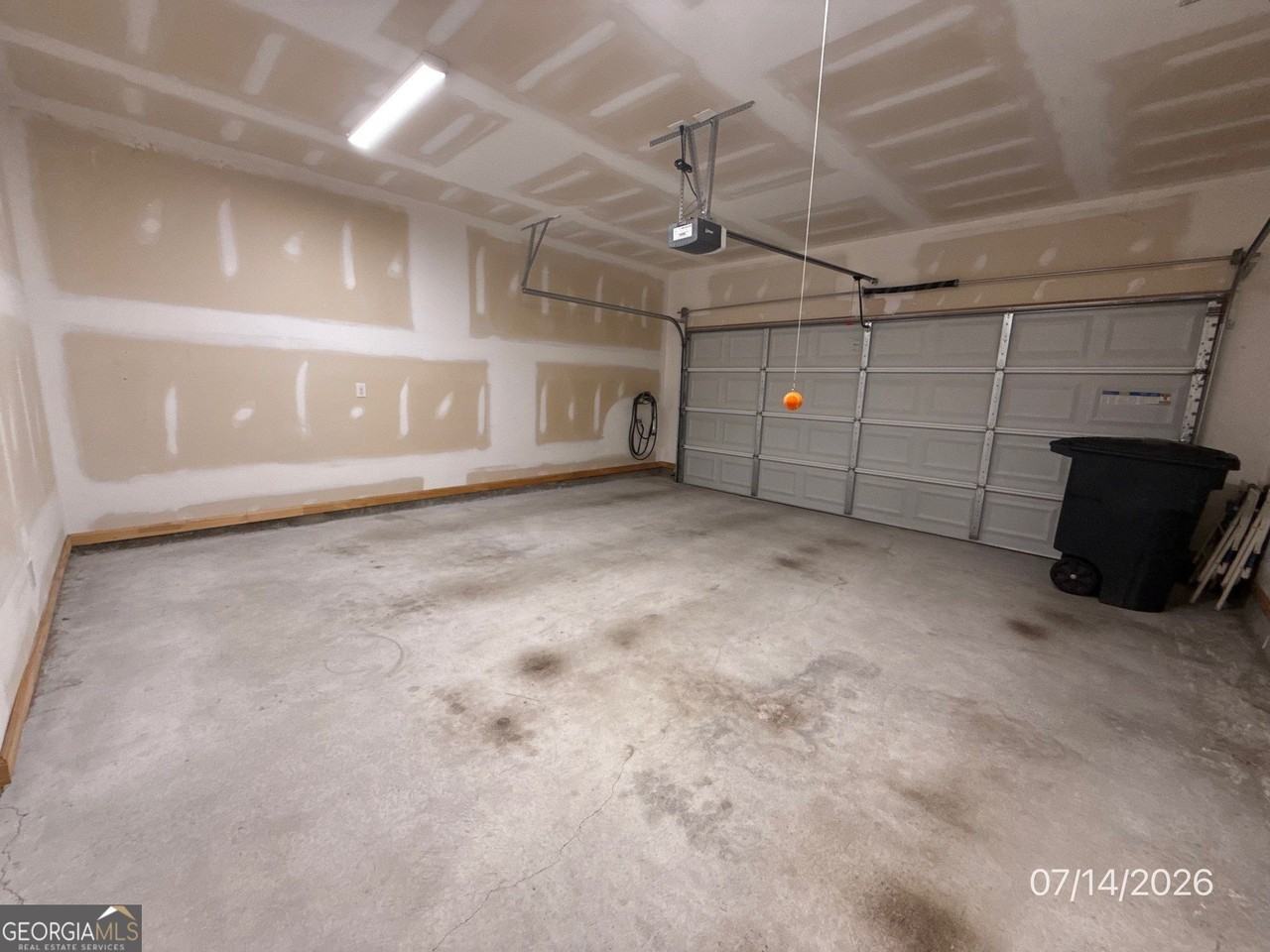 428 Mulberry Row Se - Photo 7 of 18