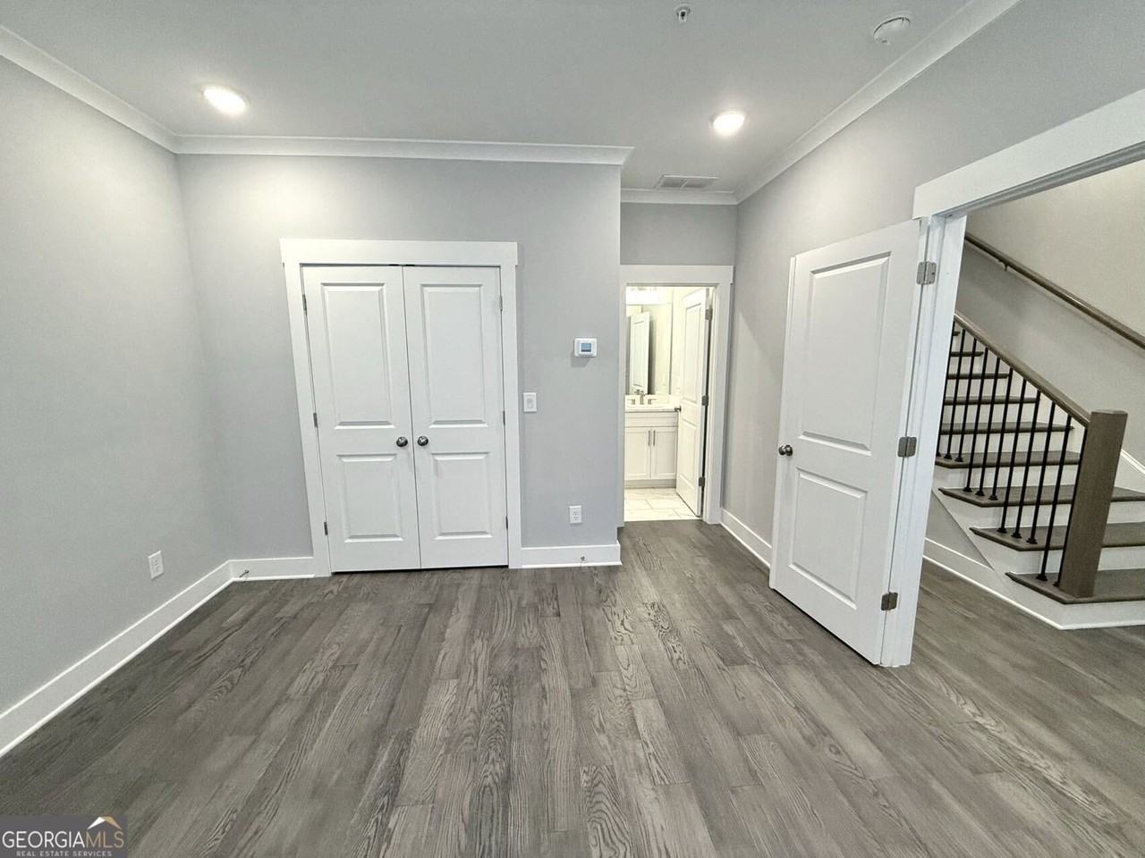1031 Robert Smalls Way - Photo 6 of 34