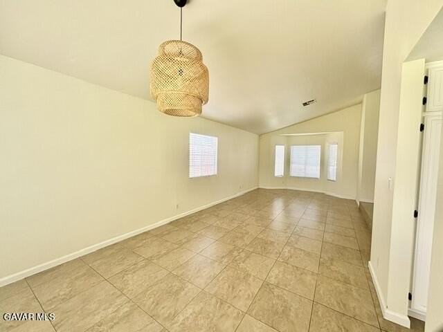 2344 Langhorn St - Photo 5 of 24