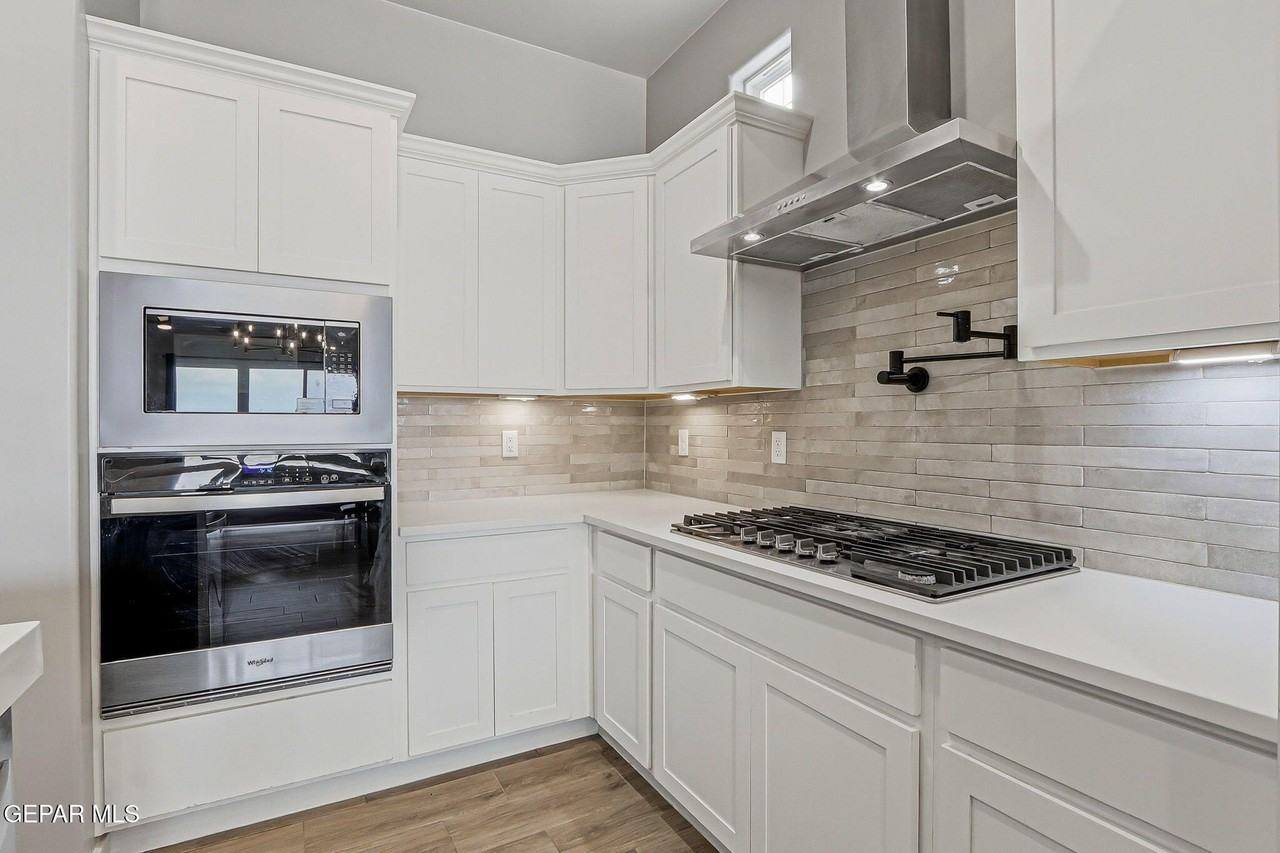 3740 Model Ln - Photo 7 of 31