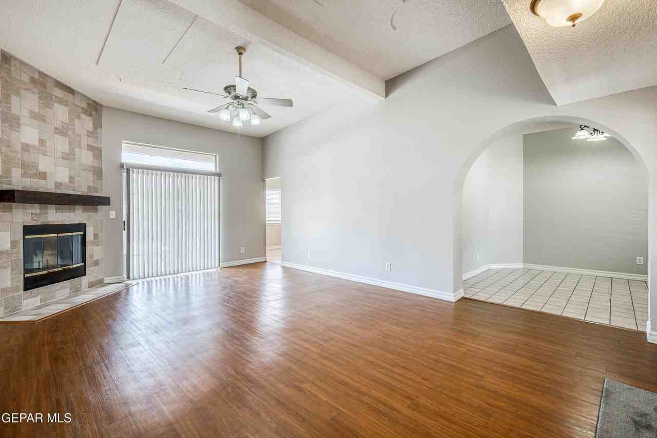 5672 Costa Blanca Pl - Photo 3 of 21