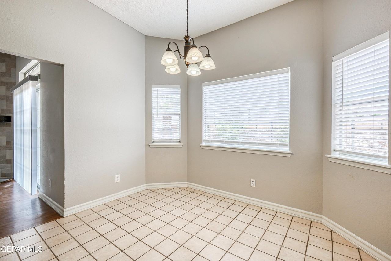 5672 Costa Blanca Pl - Photo 5 of 21