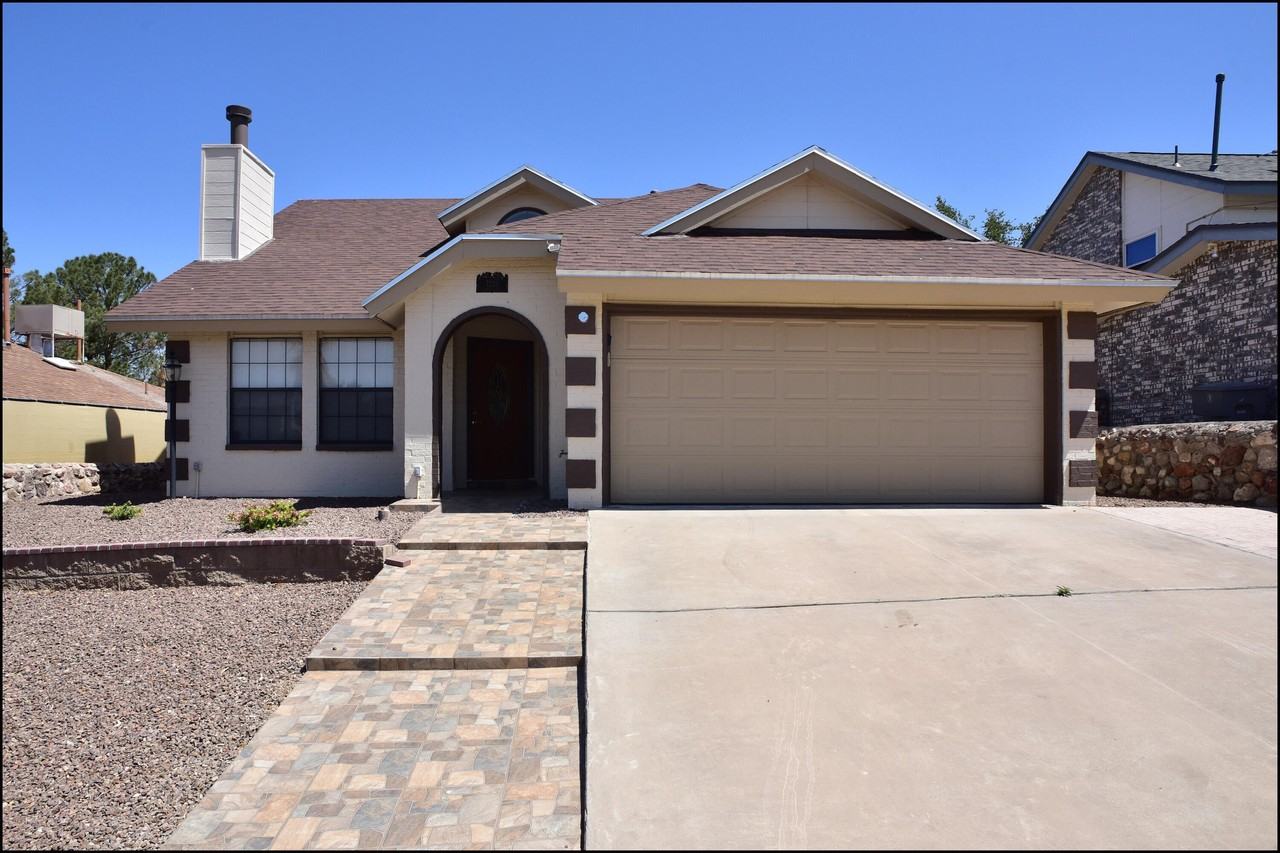 7229 Canyon Run Dr - Photo 3 of 50