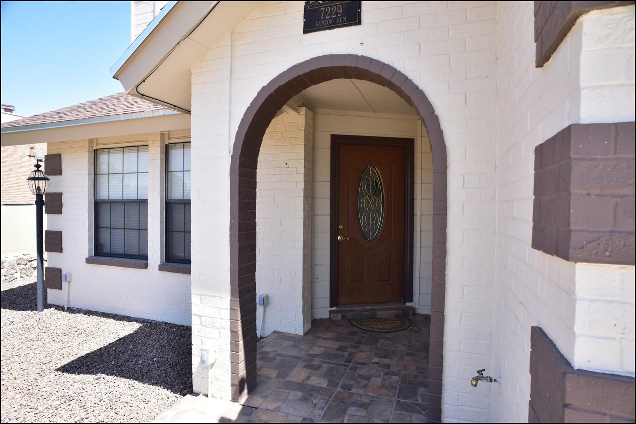 7229 Canyon Run Dr - Photo 5 of 50