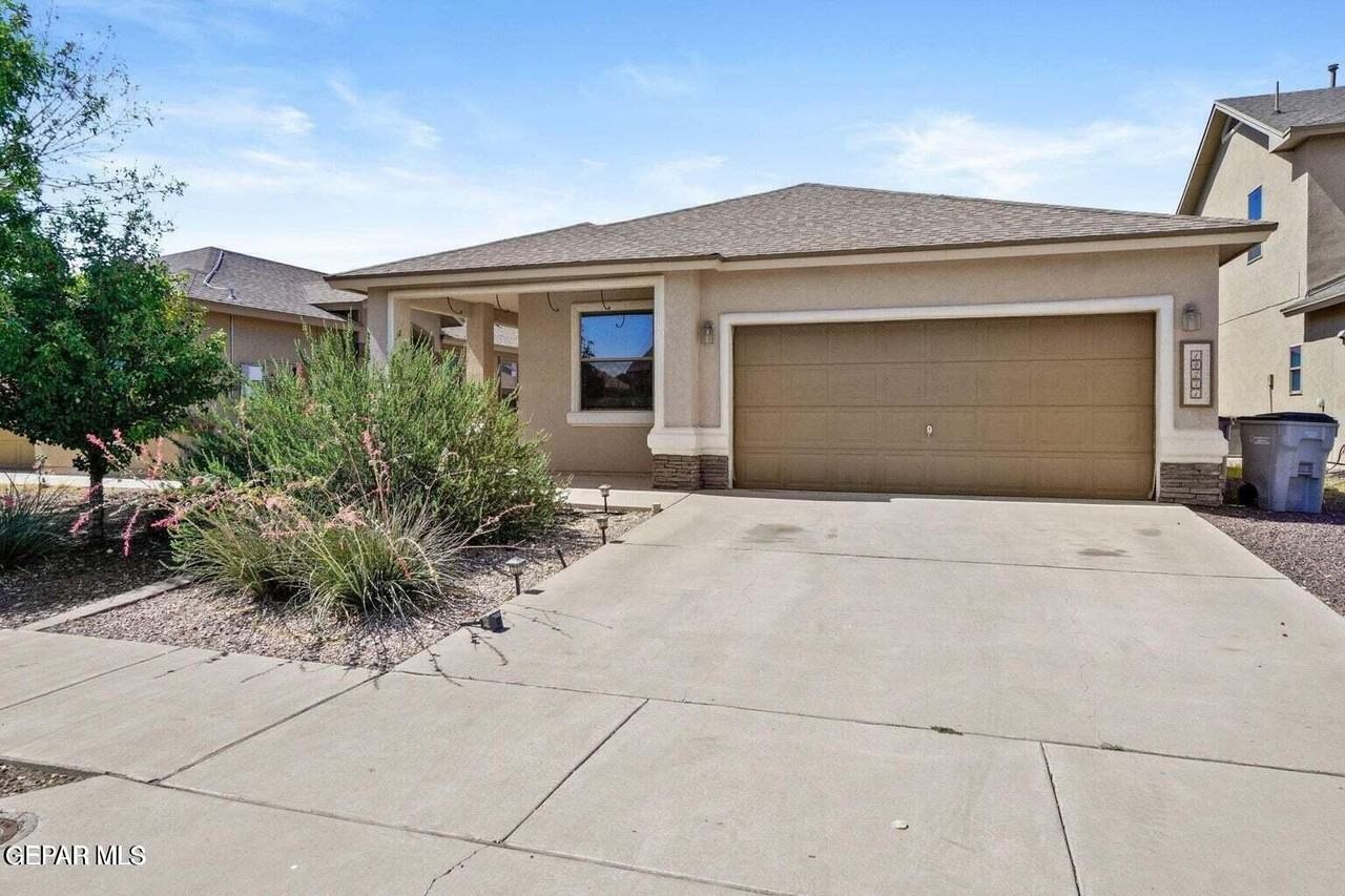 14271 Rattler Point Dr - Photo 2 of 21