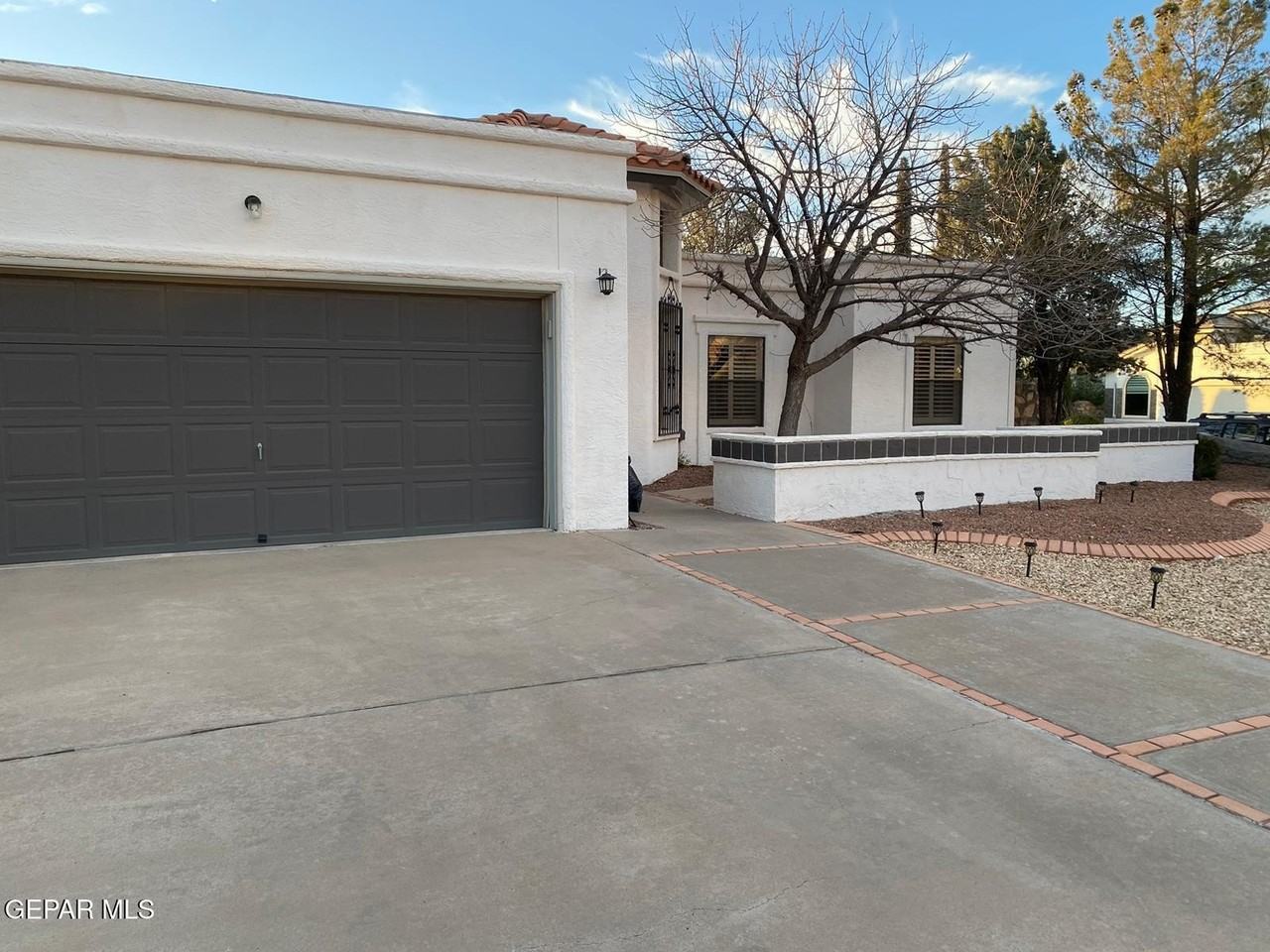 864 Dulce Tierra Dr - Photo 2 of 34