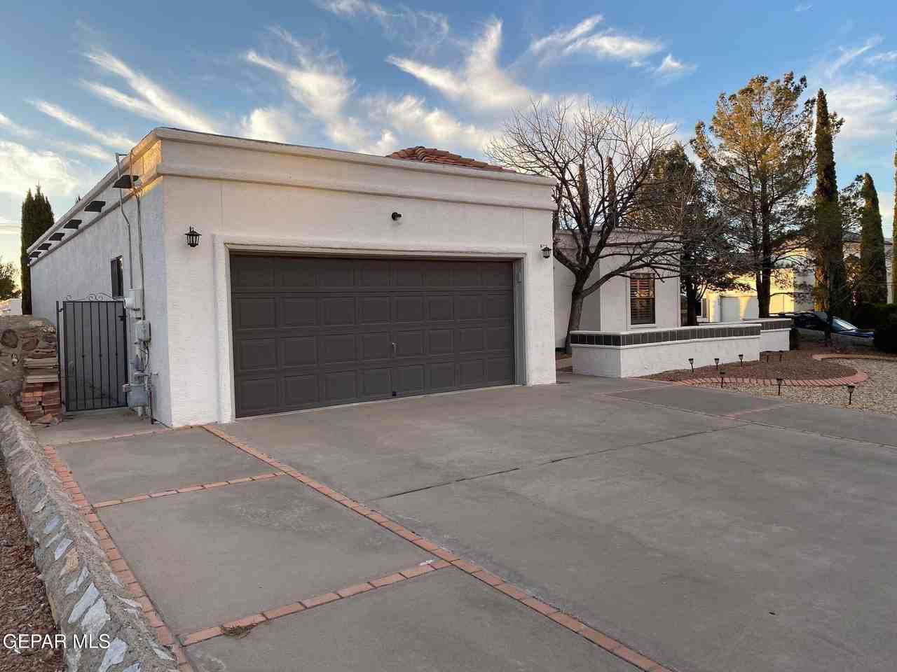 864 Dulce Tierra Dr - Photo 3 of 34
