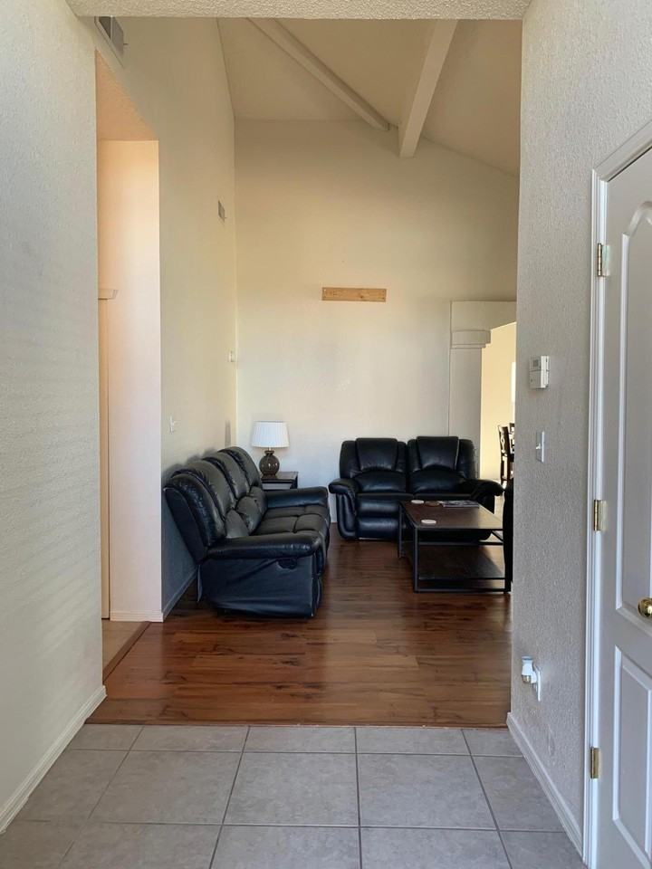 228 Ferinand Ct - Photo 4 of 21
