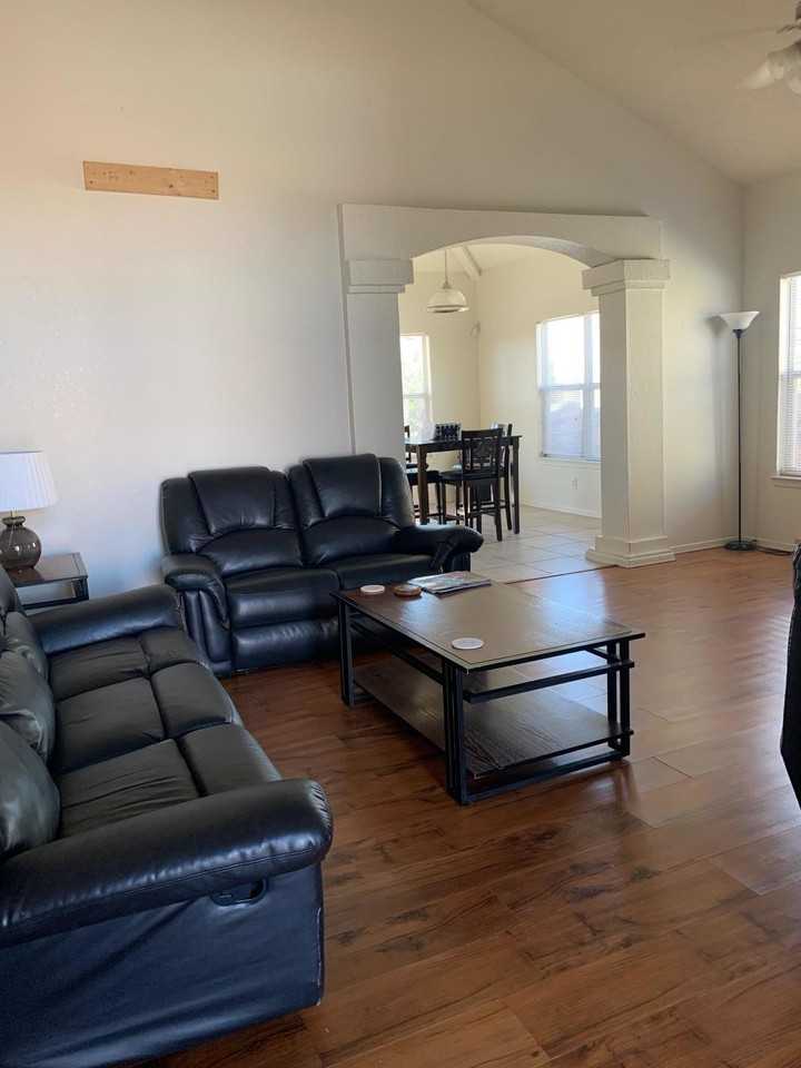 228 Ferinand Ct - Photo 5 of 21
