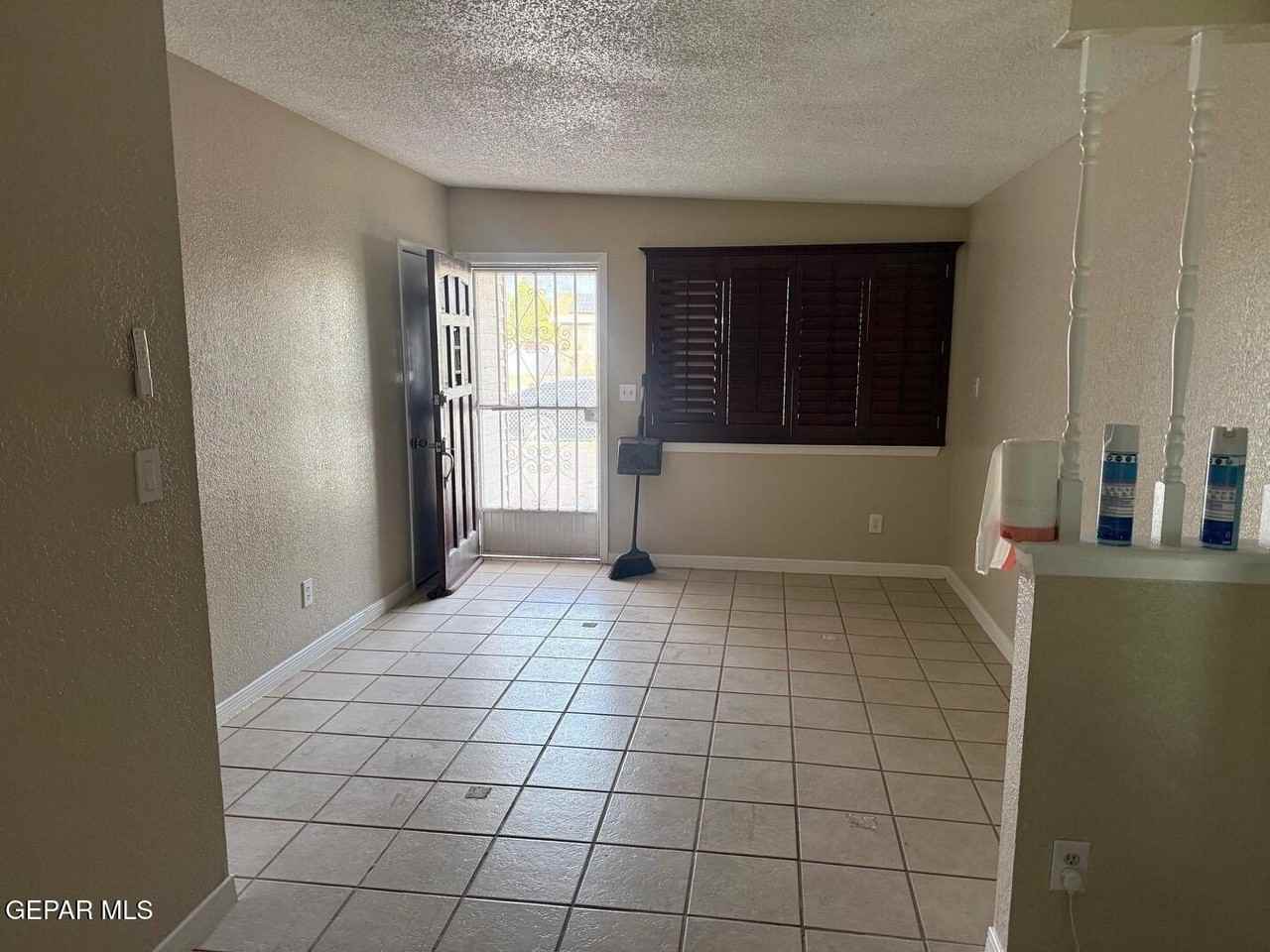 8877 Dulce Cir - Photo 4 of 13