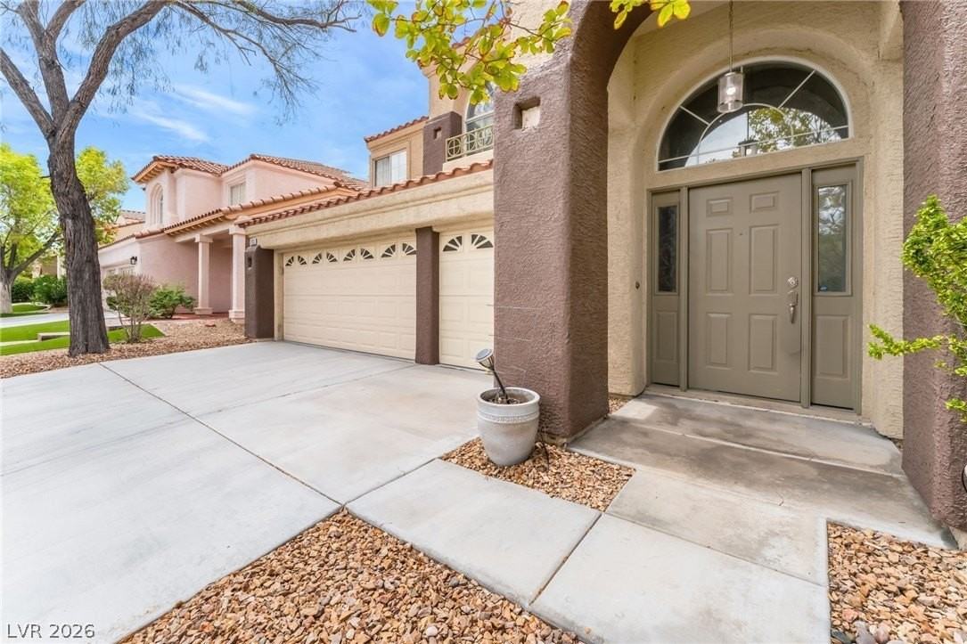 1733 Tesara Vista Pl - Photo 4 of 41