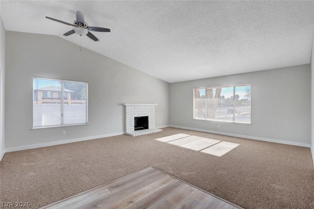 1784 Crest Ave - Photo 5 of 20