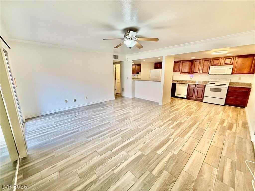 4410 Sandy River Dr #21 - Photo 3 of 33