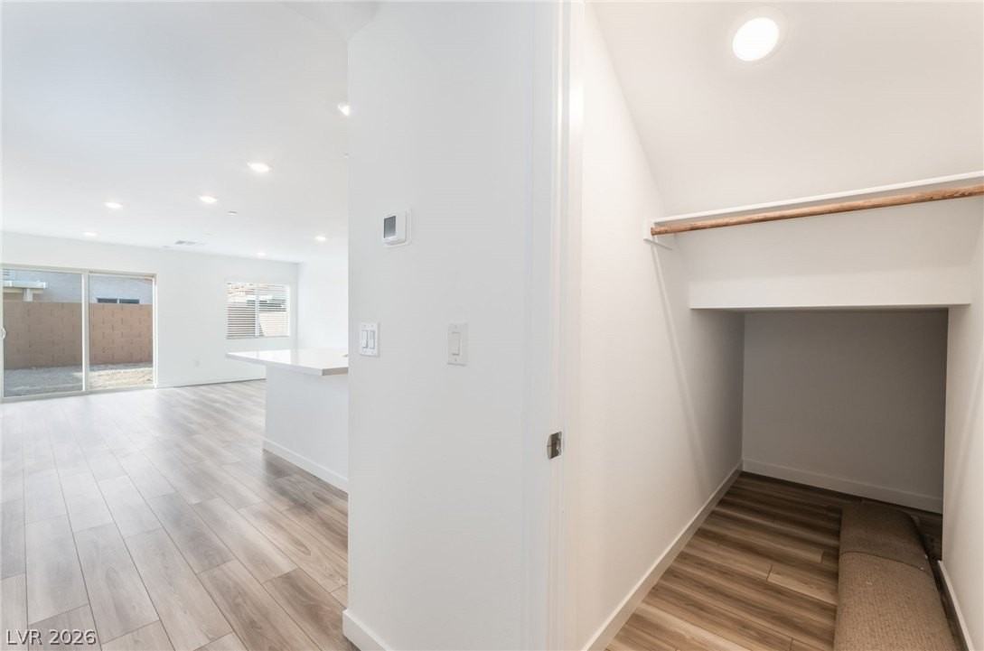 2112 Abraham Ave - Photo 5 of 18
