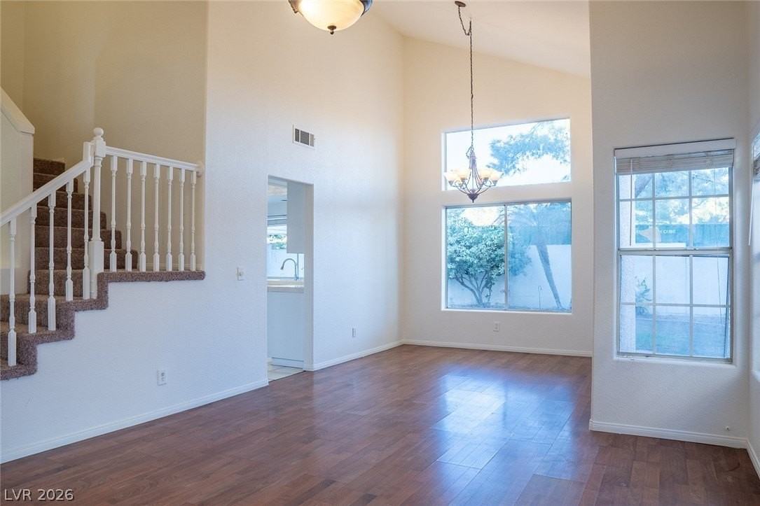 7608 Botany Bay Dr - Photo 3 of 18